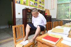 “无臂斗士”刘细谷的励志人生